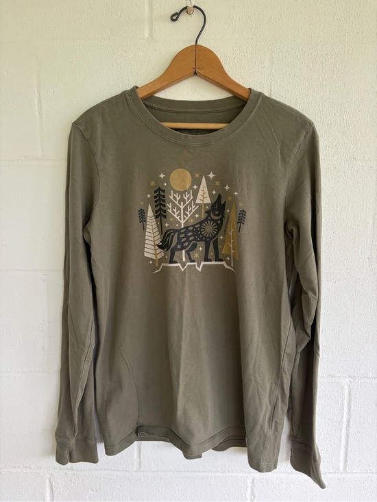 Life Is Good Tops - Life Is Good - Winter Wolf Long Sleeve Crusher Tee